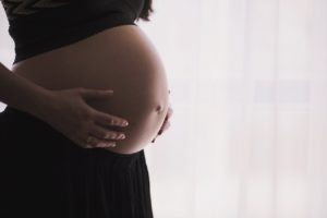 Lire la suite à propos de l’article Endométriose et grossesse : quels sont les risques ?