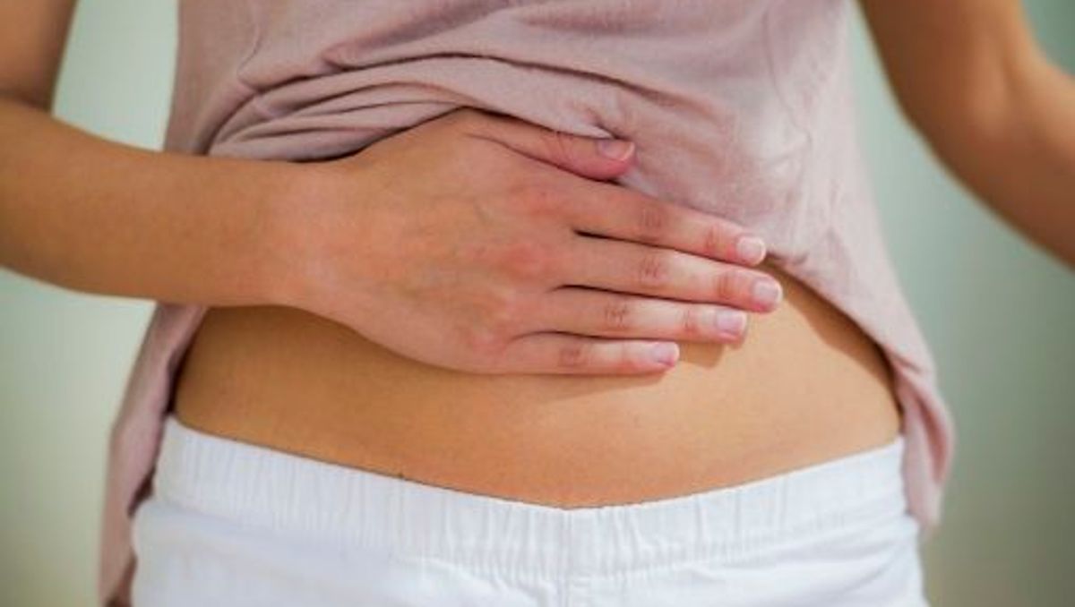 Read more about the article fibrome et gonflement du ventre: traitement naturel