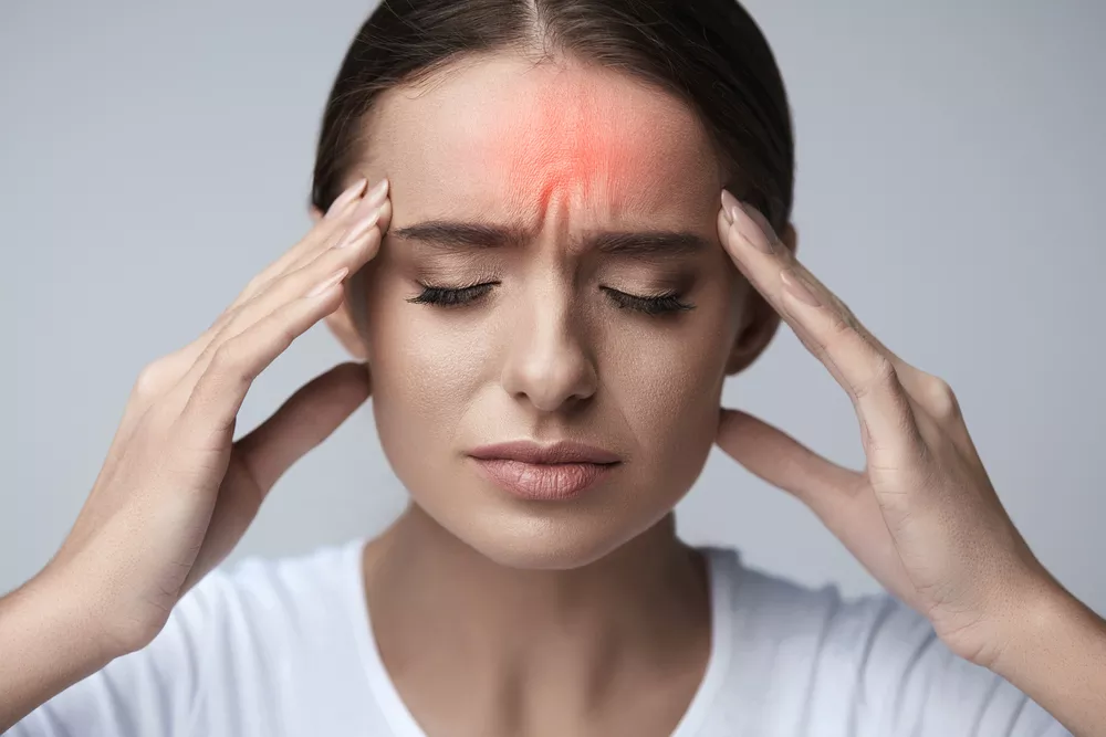 Lire la suite à propos de l’article Astuces naturelles pour soulager les migraines