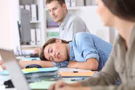 Lire la suite à propos de l’article Comprendre la narcolepsie : Un trouble du sommeil complexe